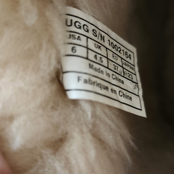 Ugg Embroidered Mini Boots with Fur Size 6 - Picture 8 of 8
